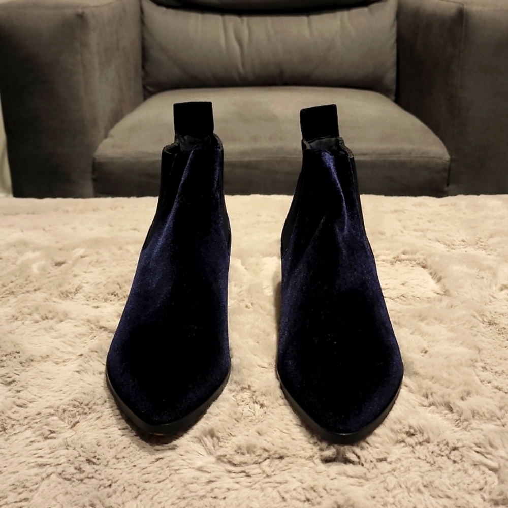 Women's Dolce Vita Blue Velvet Boots (New) Size 8
